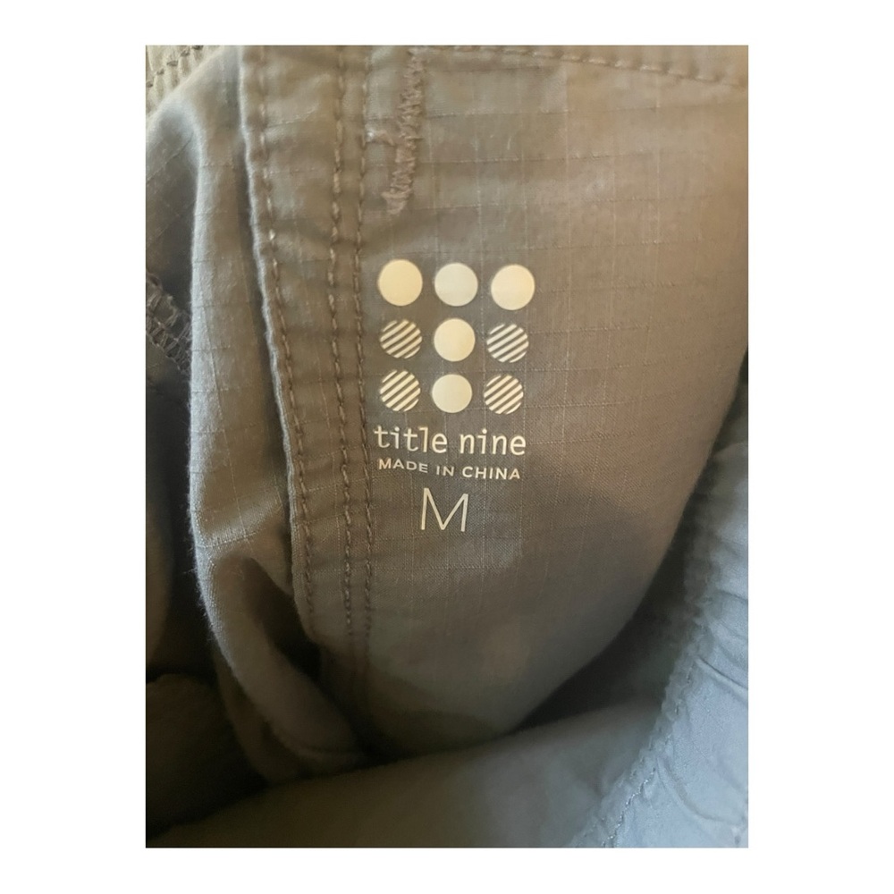 Title Nine Women's Gray Cropped Scout Pants - Picture 2 of 8